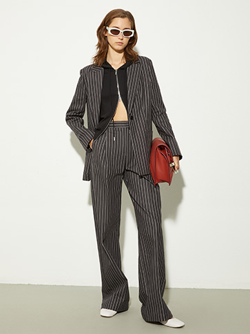 Tailleur Maxandco Thumb Desktop 1 MAX&Co.